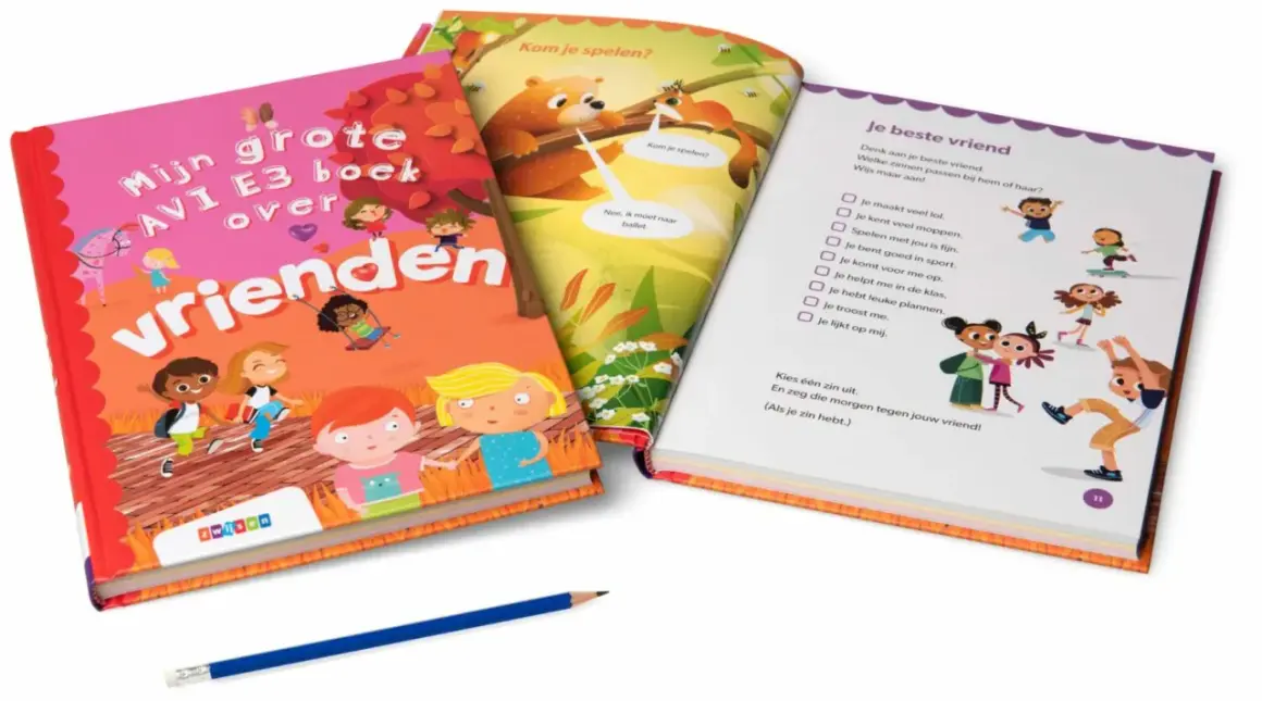 Drie boeken over vriendschap, waaronder "Mijn grote AVI E3 boek over vrienden". Een potlood ligt ernaast.